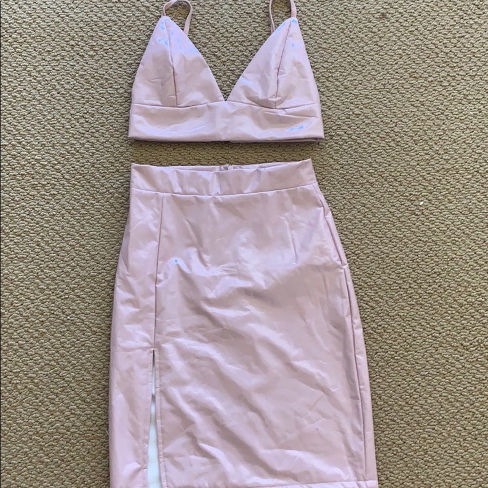 Two piece set